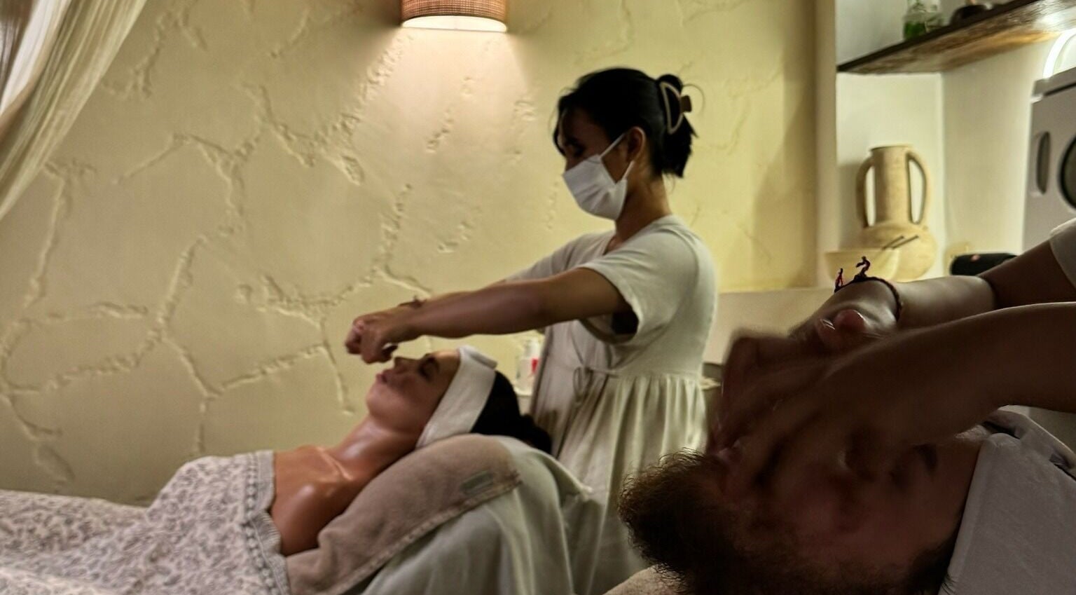 Relaxing facial treatment at Face Therapy Spa, Umalas, Bali, ID, enhancing wellness and rejuvenation.