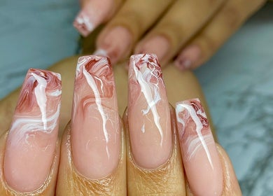 Stunning marble nail art at Thee Nail Plugk, Cape Town, Western Cape, ZA, showcasing intricate design techniques.