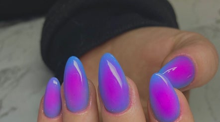 Stylish ombre nails at Thee Nail Plugk, Cape Town, Western Cape, ZA, offering vibrant beauty solutions.