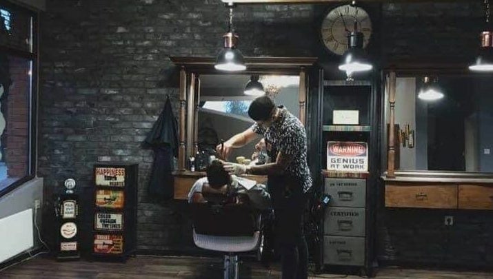 Larion’s Barbershop image 1