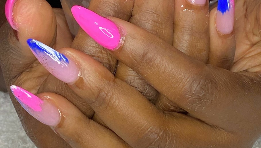 Nails by Sherine Beauty Bar billede 1