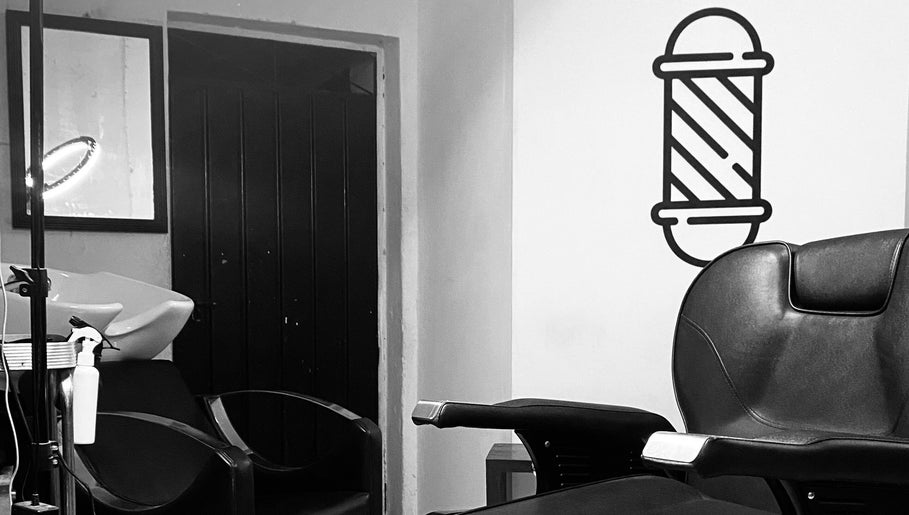 Silla de barbero en 1k Barber Studio, Iguala De La Independencia, Guerrero, MX.