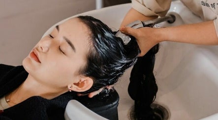 Bali Luxury Hair Salon imagem 2