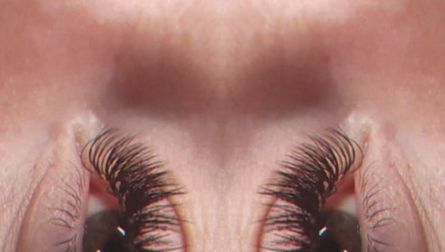 FOXY Lashes image 1