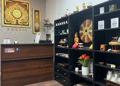 Reception at Kobkun Thai Spa with traditional decor, London, England, GB.