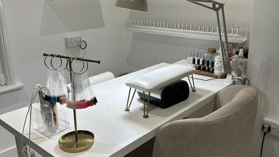 Gloss by PTB