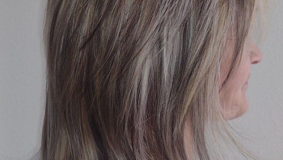 Beautiful hairstyle by Chaughn at Allure Salon Suites in Hot Springs, Arkansas, US. Modern and stylish look.