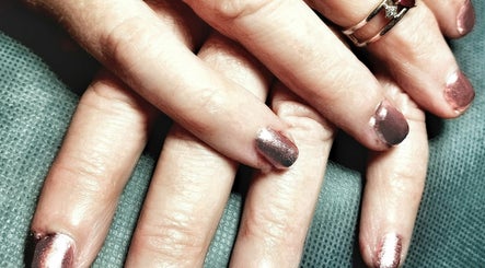 SéGa Nails - Prothésiste Ongulaire Certifiée billede 3