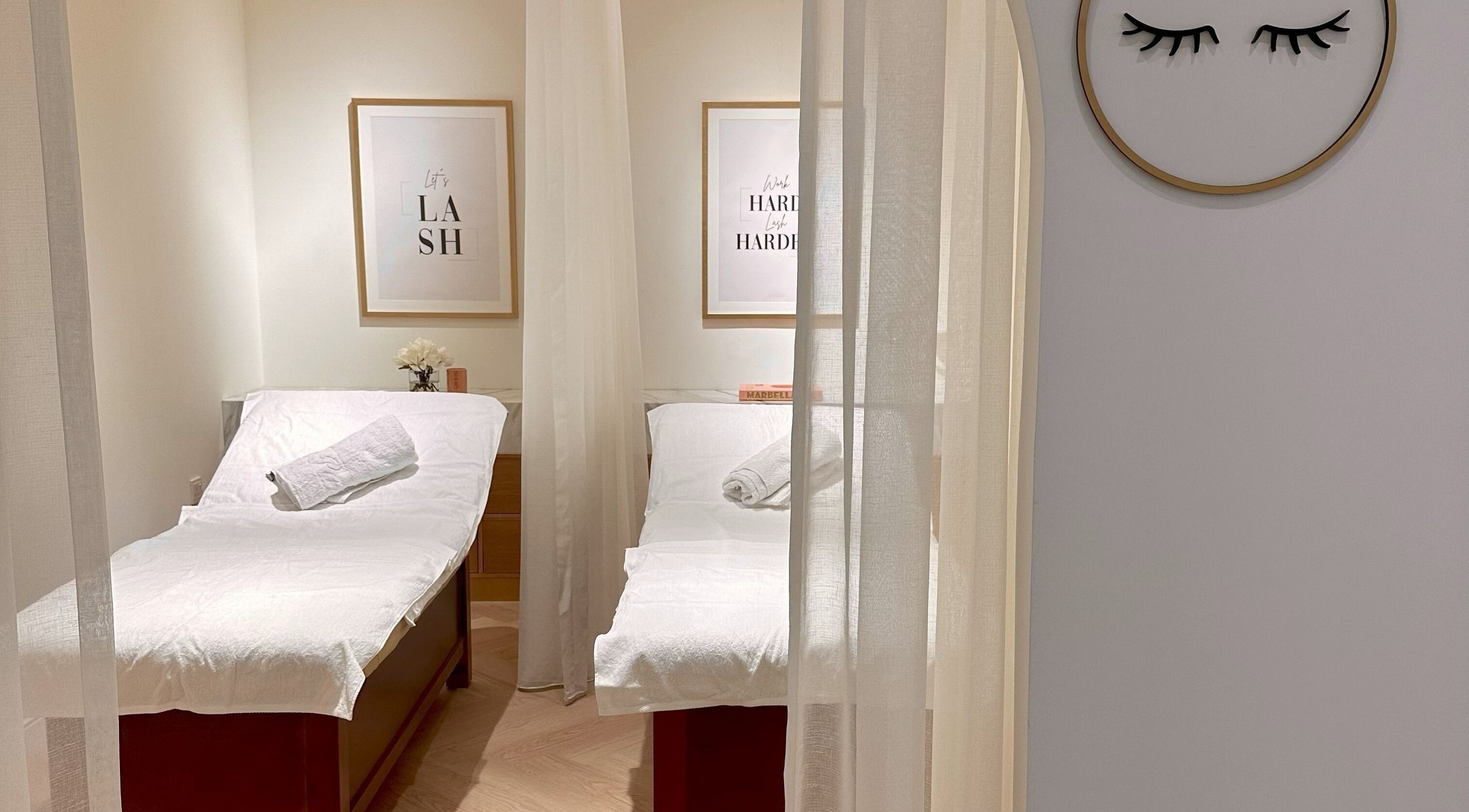 Relaxing treatment room at The Glam Studio | ذا جلام ستوديو, Riyadh, Riyadh Province, SA with soft linen décor.