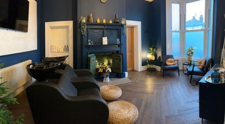 Sala Hair @ Astley House billede 2