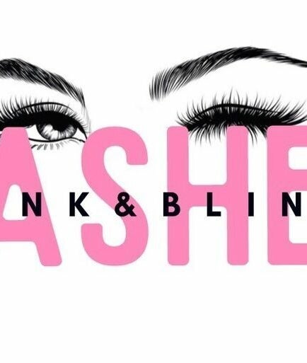 Wink and Blink Lashes imagem 2