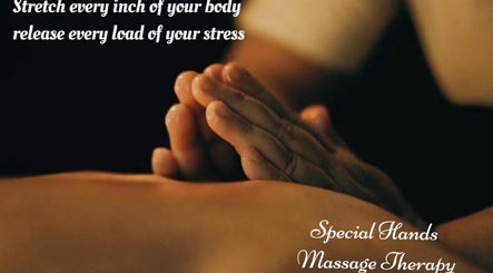 Special Hands Massage Therapy imaginea 2