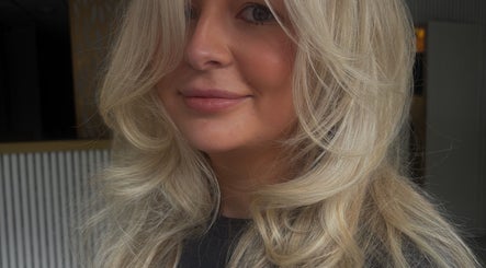 Laura Mc Ginley Hairdressing