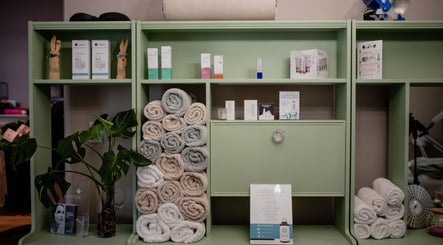 Tres Jolie Beauty & Wellness图像2