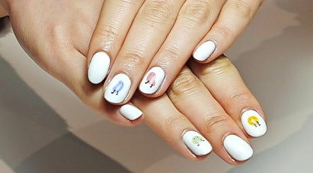 Eve's Nails slika 3