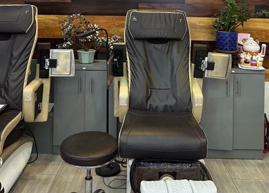 Luxurious pedicure chairs at Star Nails Bar, Vista, California, US offering ultimate relaxation.