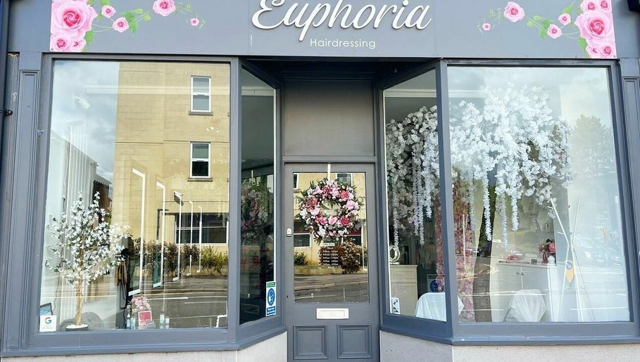Euphoria Hairdressing imaginea 1
