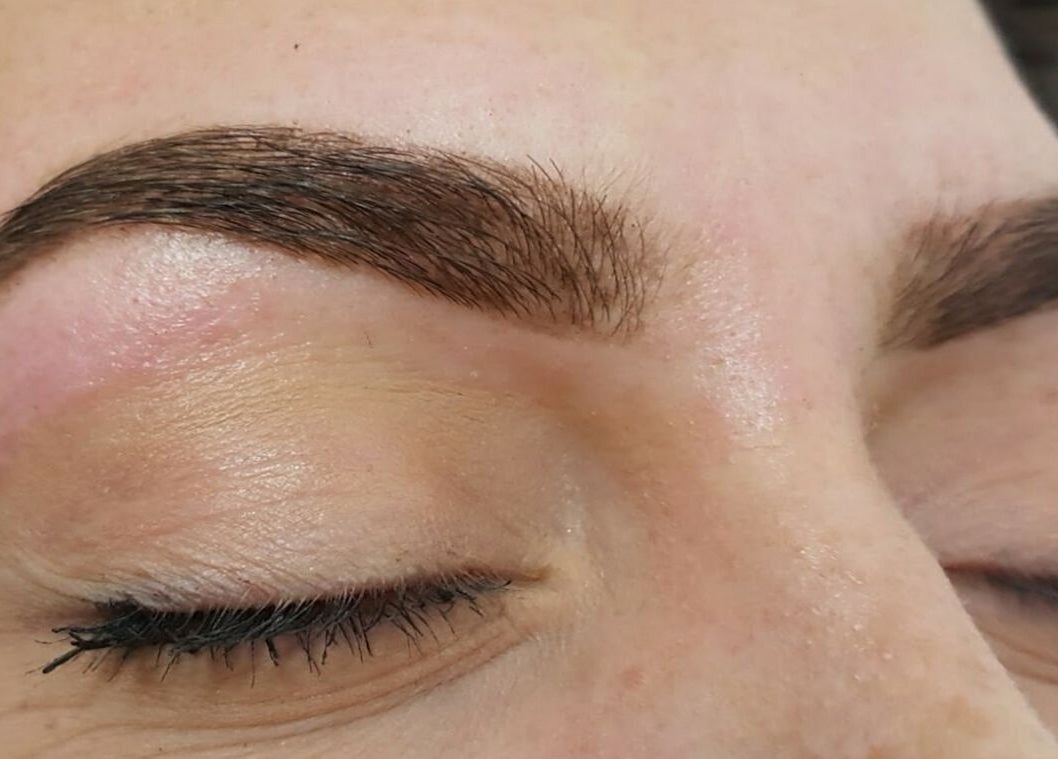 Perfectly shaped eyebrows showcasing expert beauty treatment at Bootique Beauty, Brisbane, Queensland, AU.