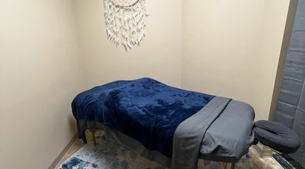 Εικόνα The Kneaded Relief Massage Therapy 3