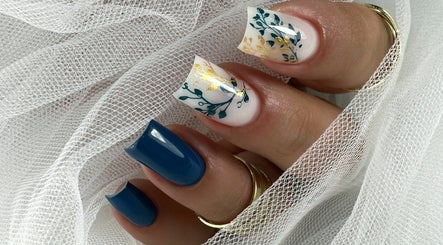 Lera Nails image 3