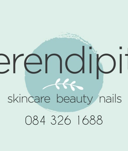 Serendipity Skincare Beauty Nails Bild 2