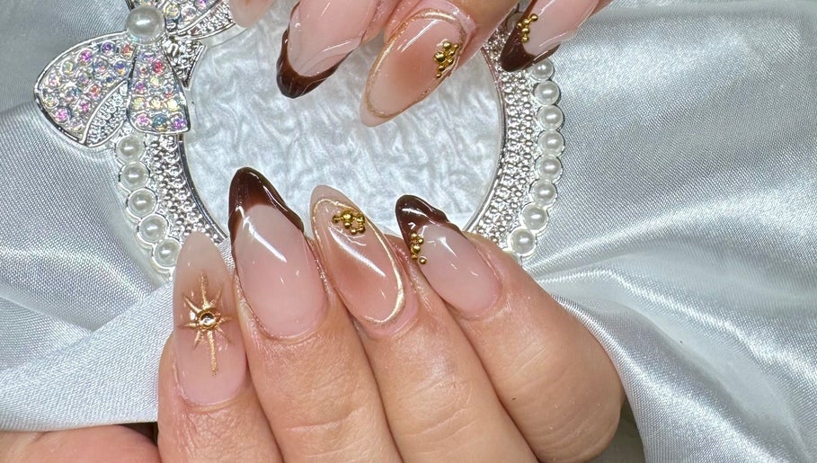 hình ảnh 1 của Pretty Nails and Lashes