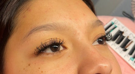 Lashes by Savy image 2