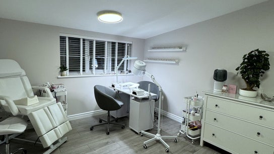 Zhekova Nails Academy