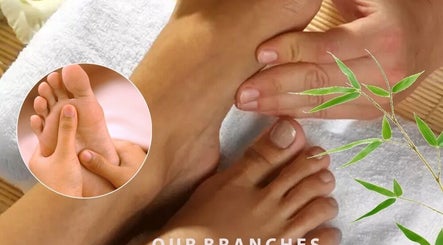 Relaxing foot massage at Let's Relax Foot Spa Beşiktaş, İstanbul, İstanbul, TR. Calming and therapeutic experience.