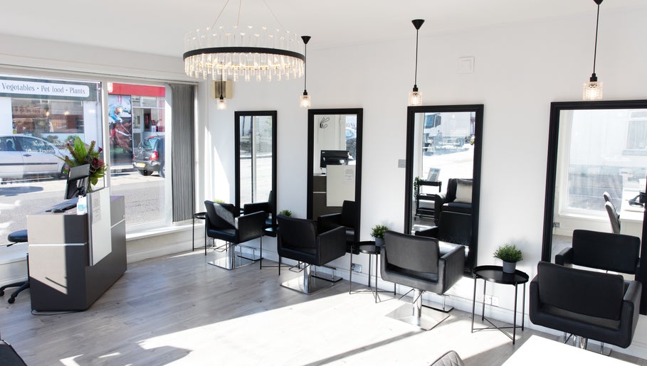 Teddy Grace Hair and Beauty image 1