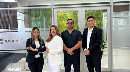 REVIVED CENTER Medicina Estética & Especialidades 9868-9140