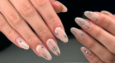 Divine Nails by Desiree, bild 3