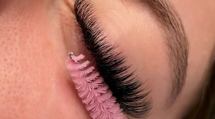 Minuka Beauty image 3