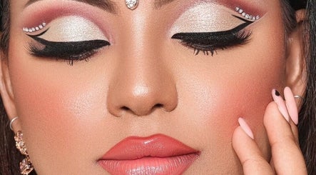 Fozgkhan_Makeup (Home Service) billede 3