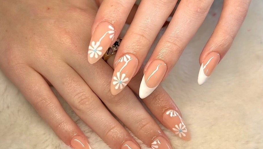 Immagine 1, nails_bkx