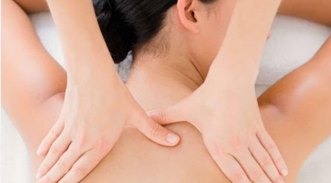 Relaxing back massage at The Beauty Retreat at Home, Raunds, England, GB for ultimate wellness.