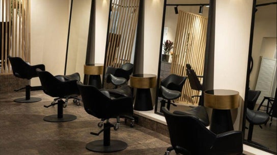 Yanina Zhuk Beautybar