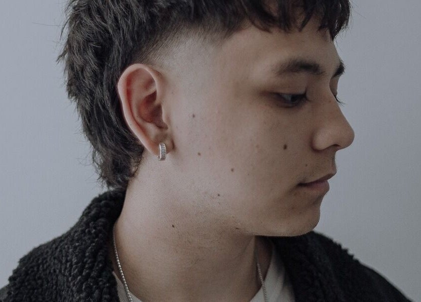 Modern sidecut hairstyle at Barber Stylist Ben, Windsor, Ontario, CA.