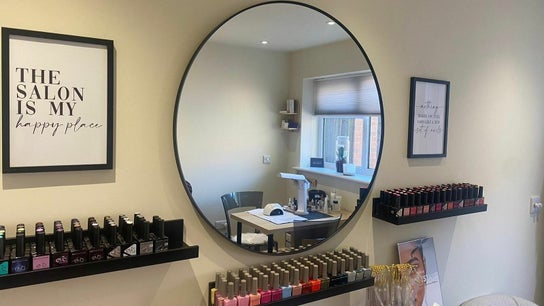 The Nail and Beauty Hideaway with Rebecca Glover