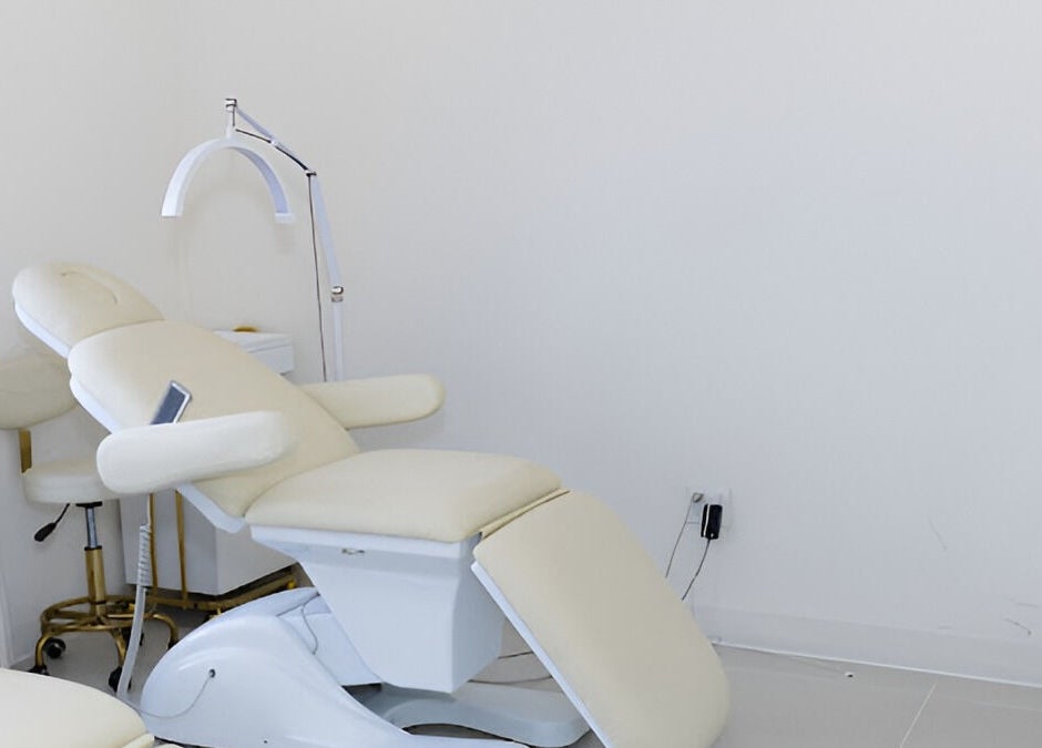 Relaxing treatment room at Stardust Hair Salon, Burbank, California, US, featuring a luxurious cream reclining chair.