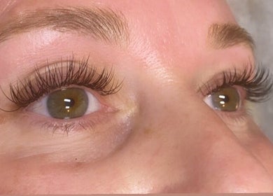 Close-up of expertly applied lash extensions at Beauty With Katie, Dunfermline, Scotland, GB.