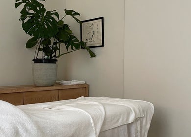 Relaxing massage room at Restoree | Holistic Remedial Massage in Bondi, New South Wales, AU with tranquil decor.