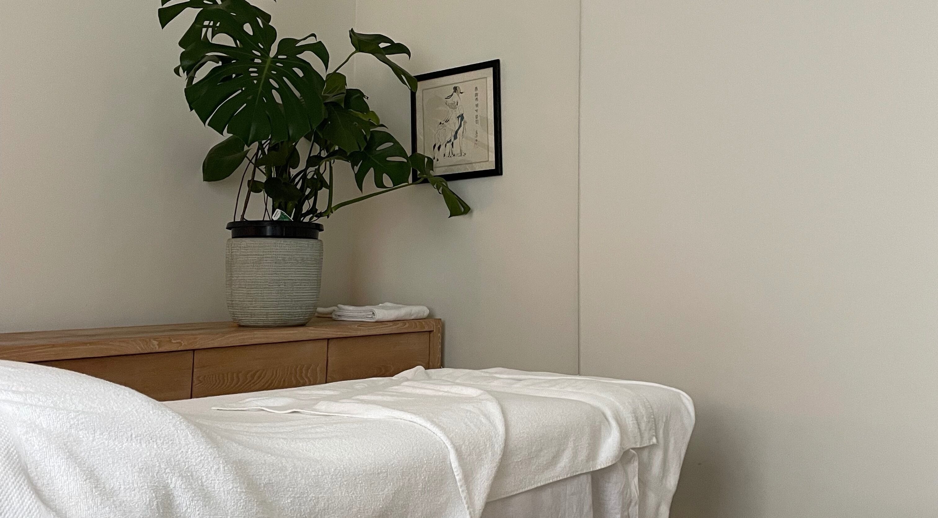 Relaxing massage room at Restoree | Holistic Remedial Massage in Bondi, New South Wales, AU with tranquil decor.