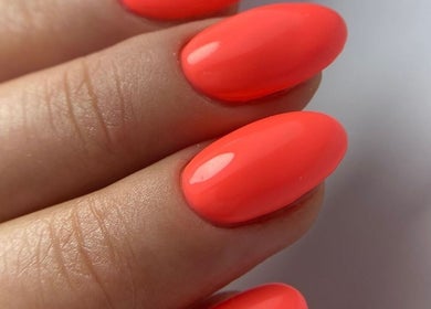 Manicura neón en Savage Beauty Studio, Valparaíso, Valparaíso, CL.