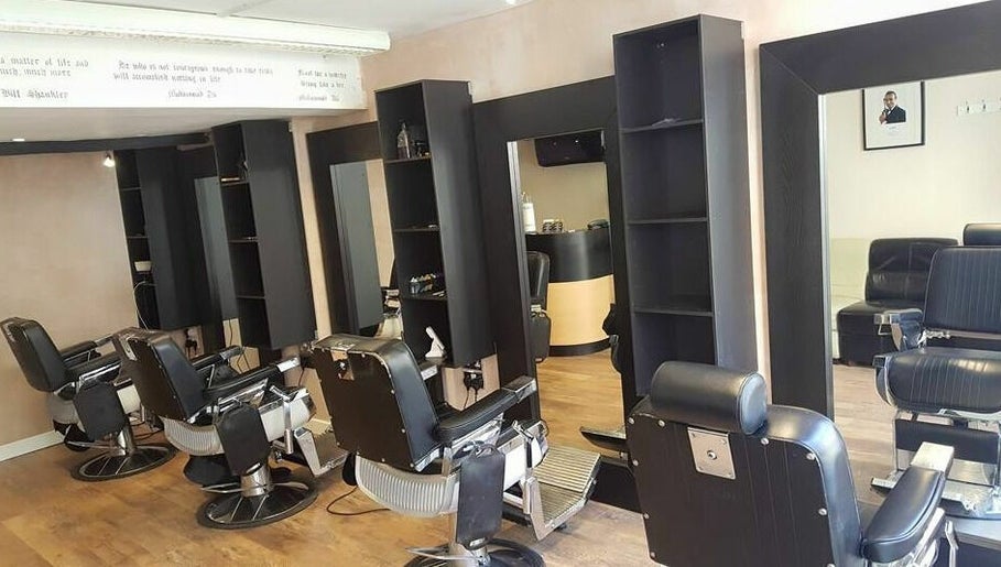 The Barbers Chair slika 1