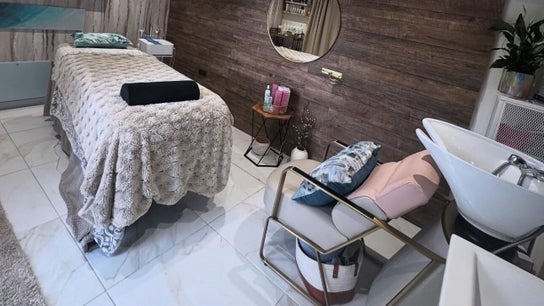 Green Ivy Skin And Spa