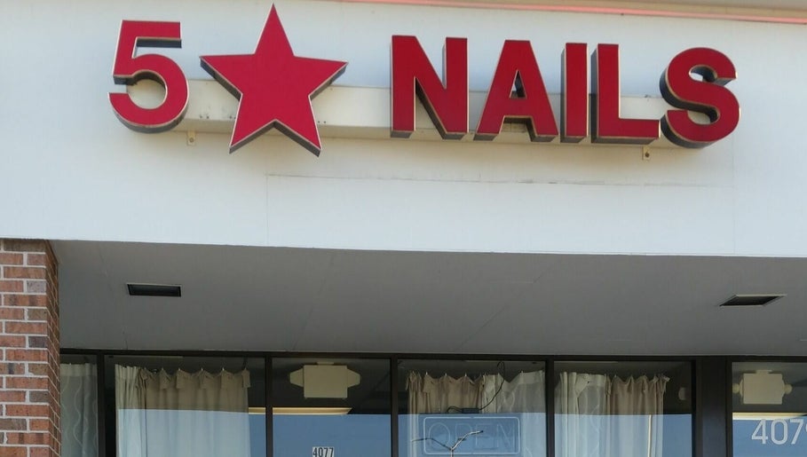 5 Star Nails image 1