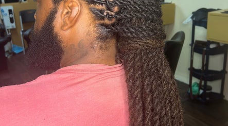 Intricate dreadlocks styling at LoudXtensions in Bridgetown, Saint George, BB offers expert hair transformations.