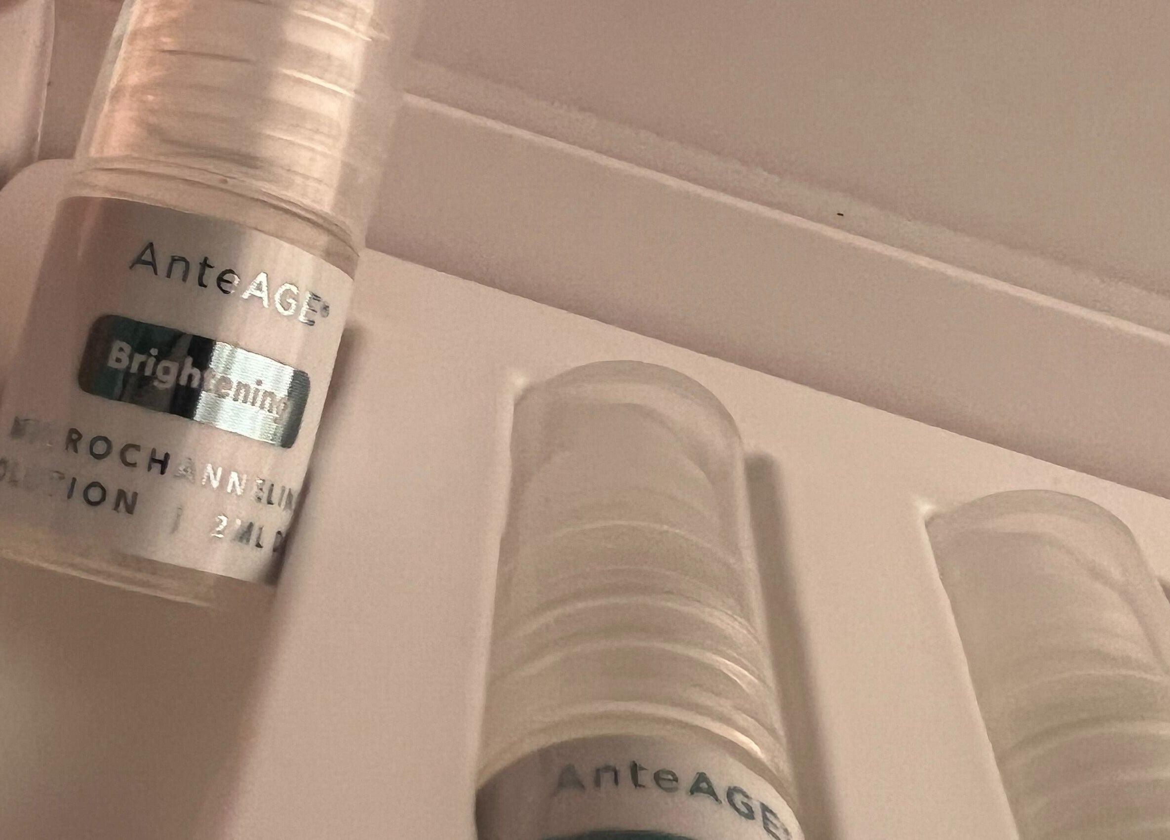 Brightening skincare vials at Rosa Damascena Hong Kong, Hong Kong Island, HK beauty spa.