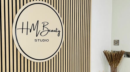 HM Beauty Studio billede 2